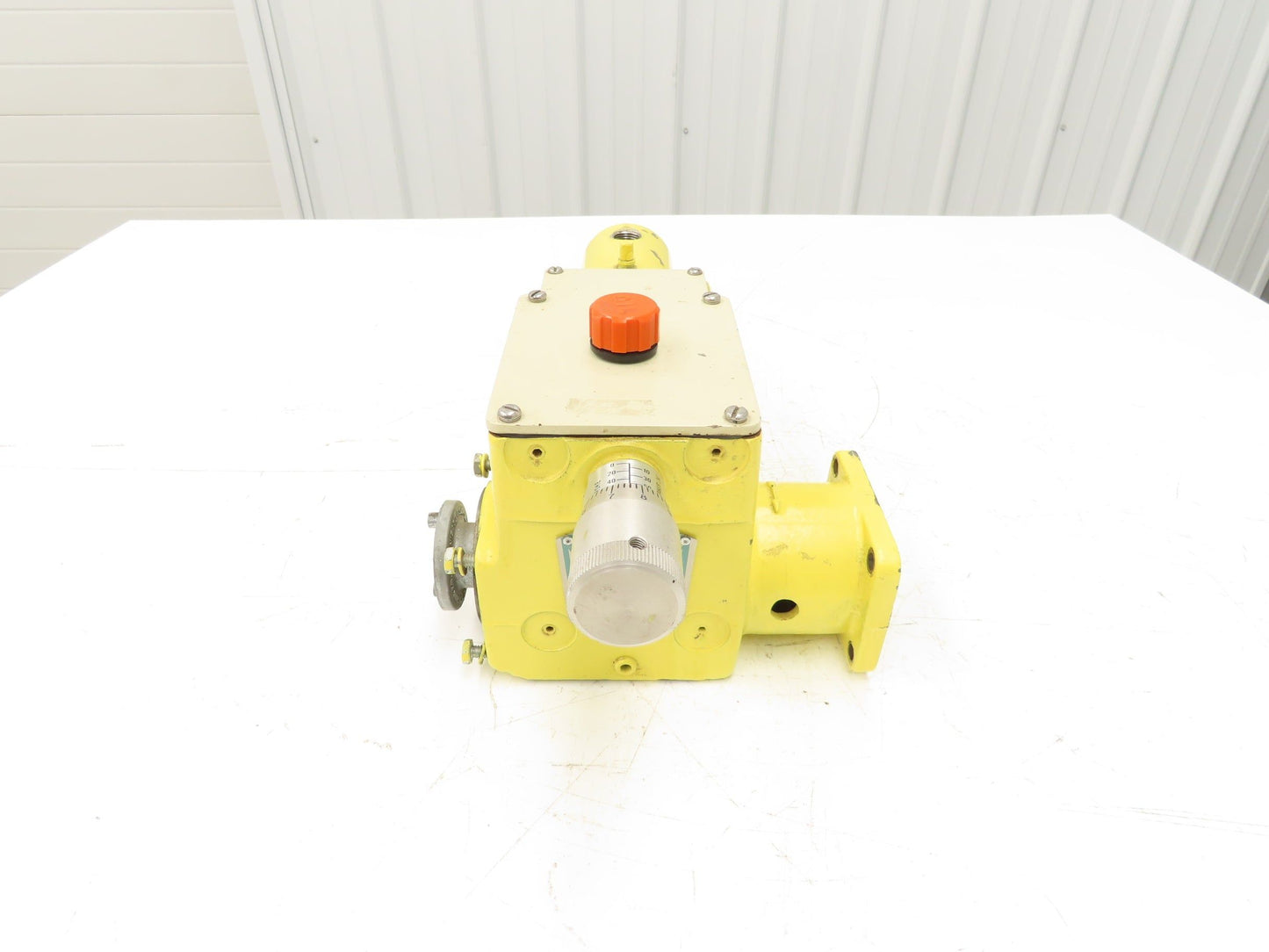 Milton Roy MDP15A07C1M32A Milroyal Metering Pump 4.1 GPH 1000 PSI