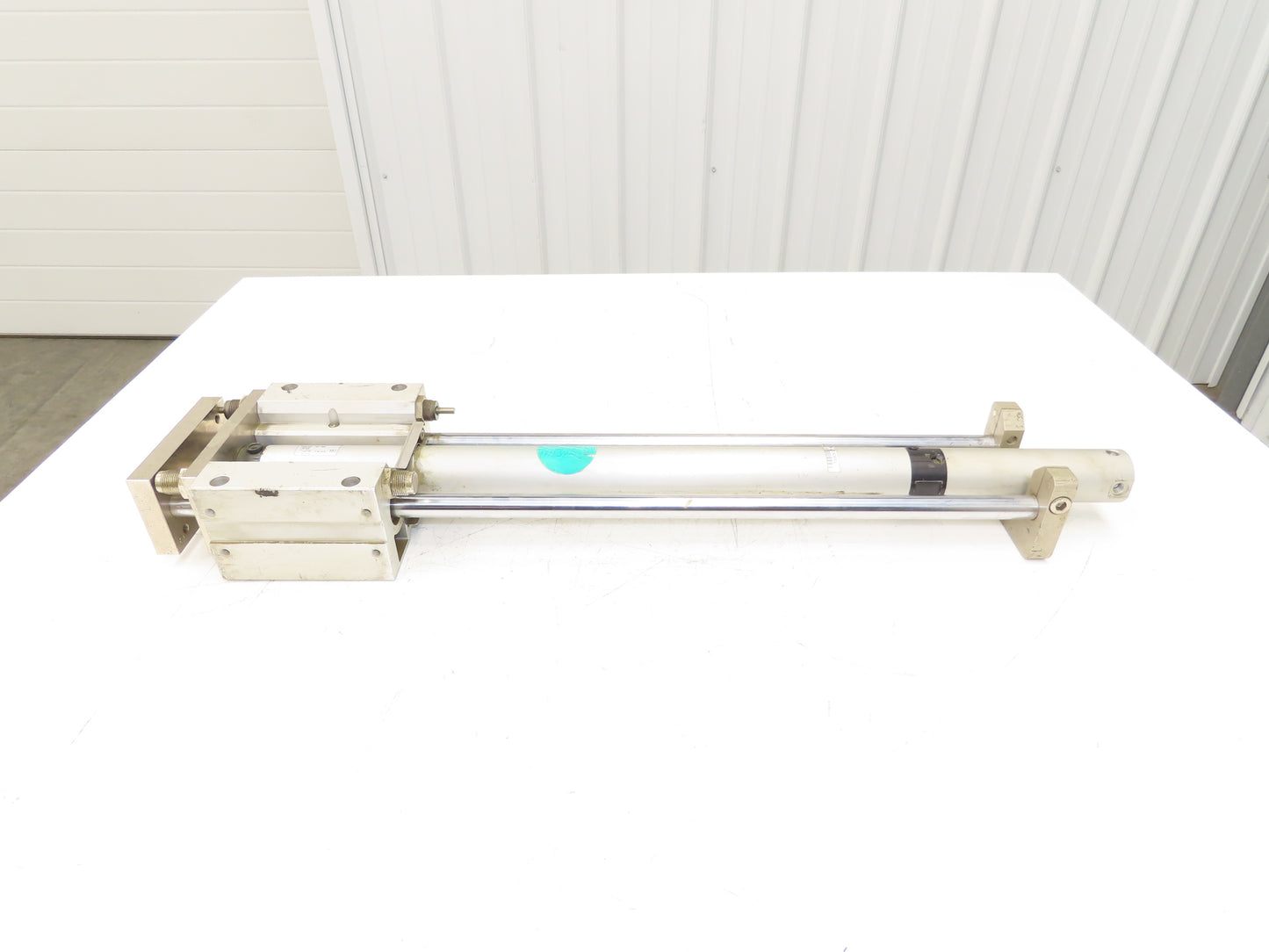 SMC Pneumatic External Guided Cylinder 40mm Bore 100mm+400mm Stroke