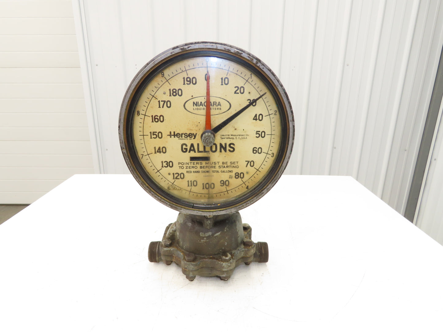 Hersey Niagara 51039P909 Liquid Dial Meter 1-1/2" NPT 0-200 Gallons Vintage