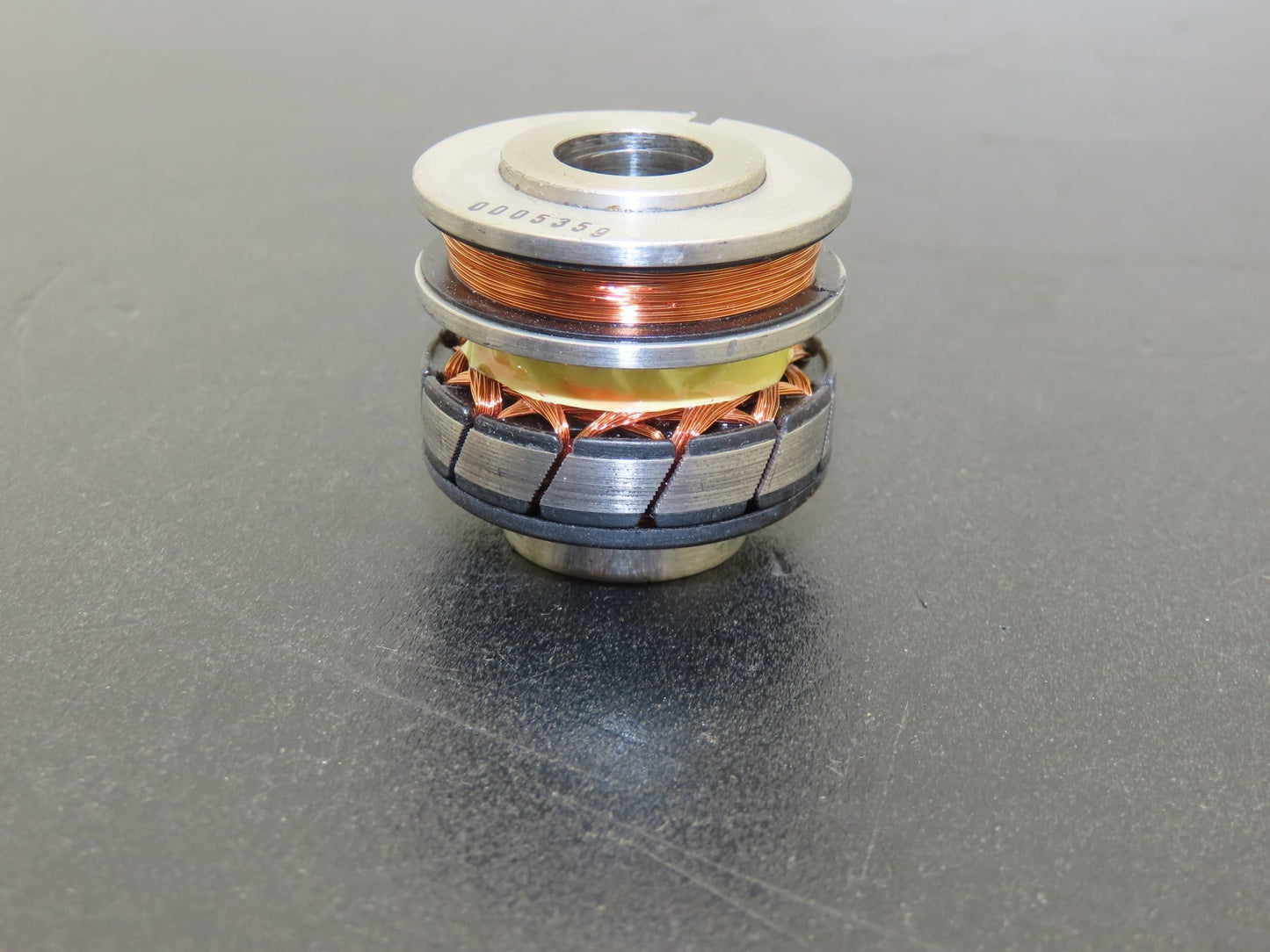 Tyco V23401-T2109-E102 Motor Encoder Resolver Rotary Encoder