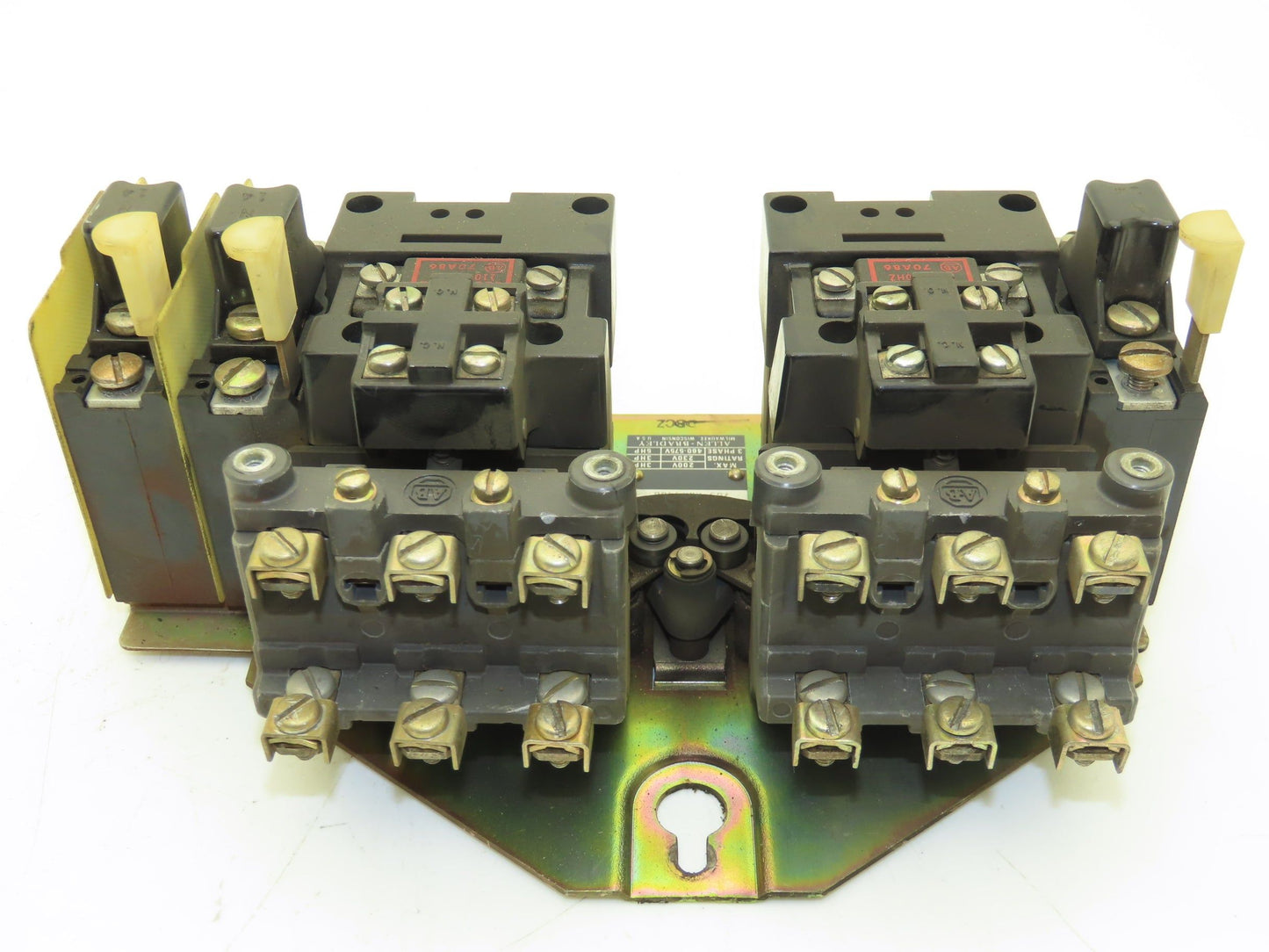 Allen Bradley 705-AOD4466 Reversing Motor Starter Sz 0 5Hp 575V 3Ph Coil 120VAC