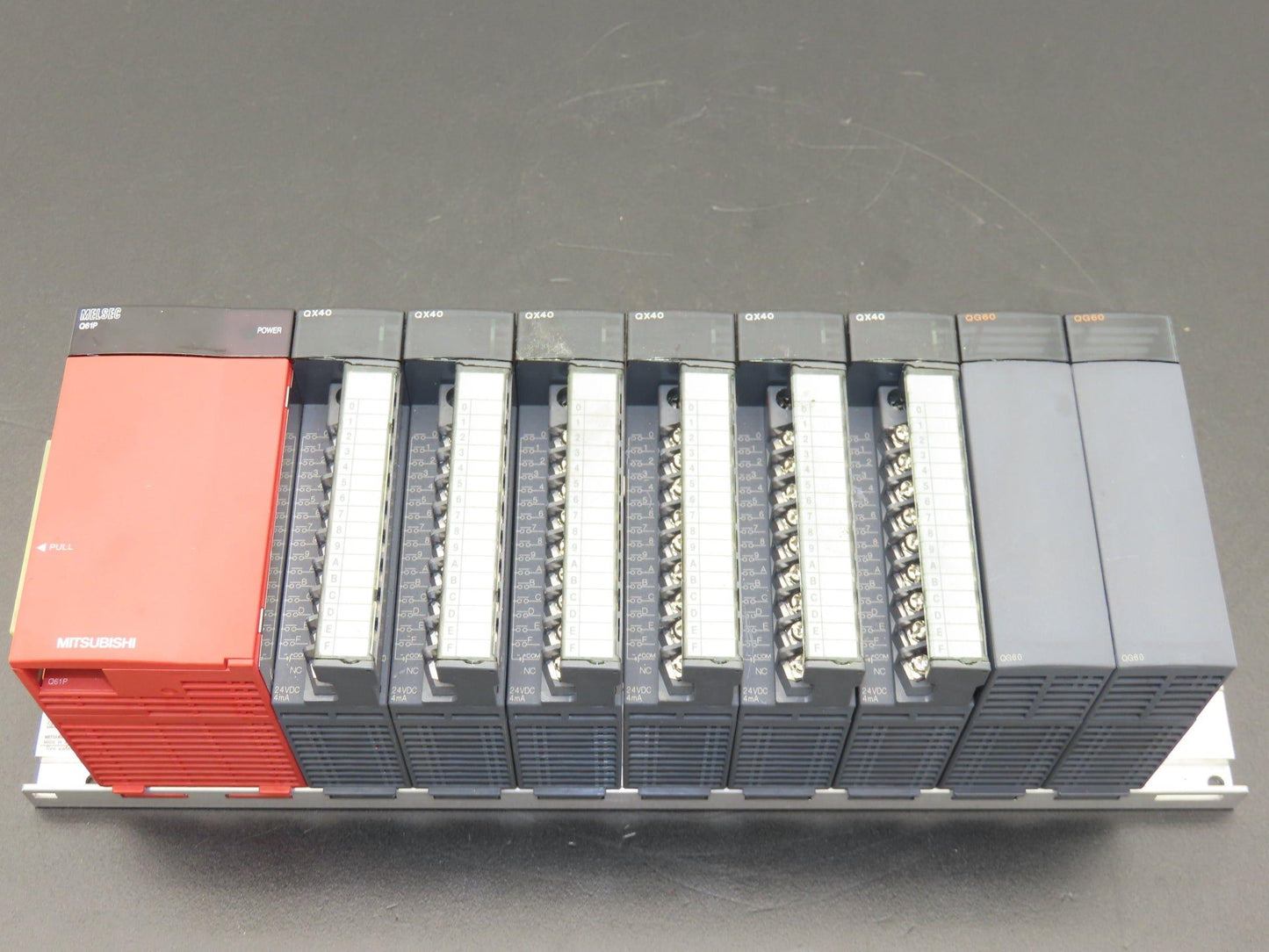 Mitsubishi Electric Q38B Melsec PLC Backplane Rack Power Supply Module 8 Slot