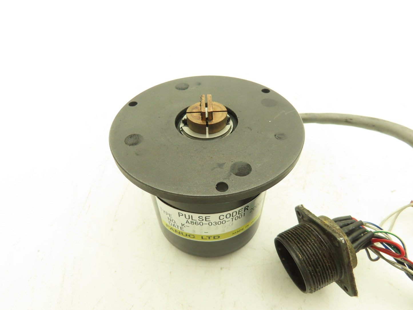 Fanuc A860-0300-T001 Encoder 2000P Pulse Coder
