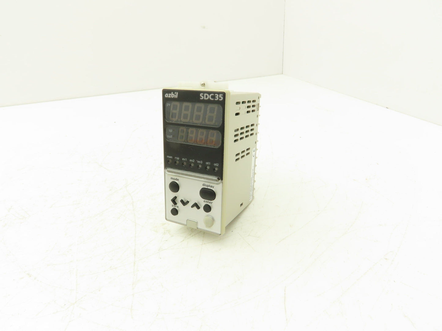 Azbil SDC35 Digital Temperature Controller Single Loop High Accuracy High Speed