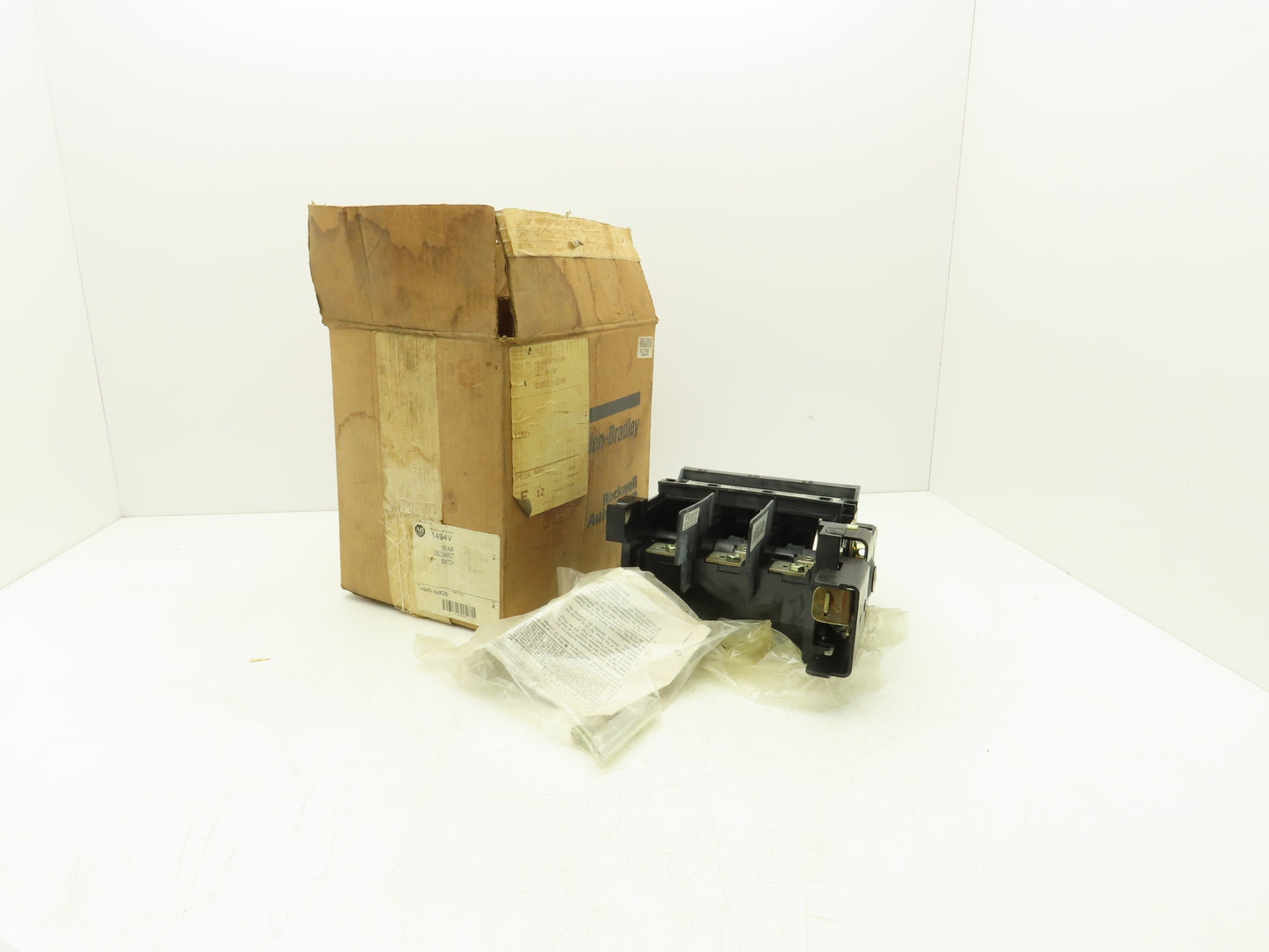 Allen Bradley 1494V-NX26 3-Pole Fusible Disconnect Switch 100A 600VAC Ser A