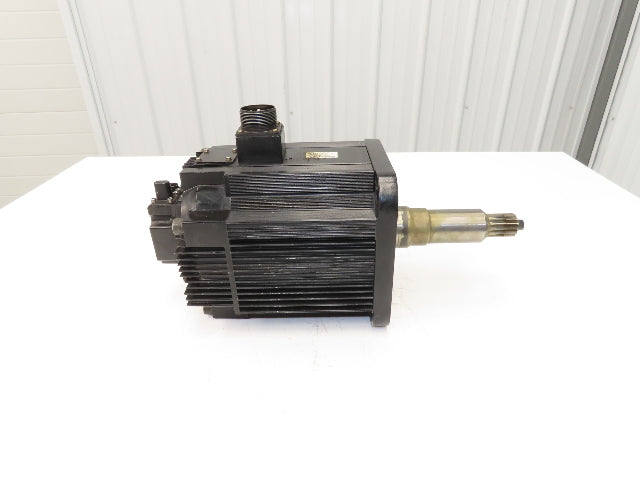 Yaskawa Electric SGMRS-37A2A-YR11 AC Servo Motor 3700W 23.5N-m 1500rpm 200V