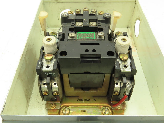 Allen Bradley 709-AOA Size 0 Motor Starter 5Hp 600V Coil 240VAC