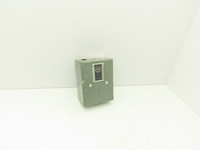 Allen Bradley 709-AOA Size 0 Motor Starter 5Hp 600V Coil 240VAC