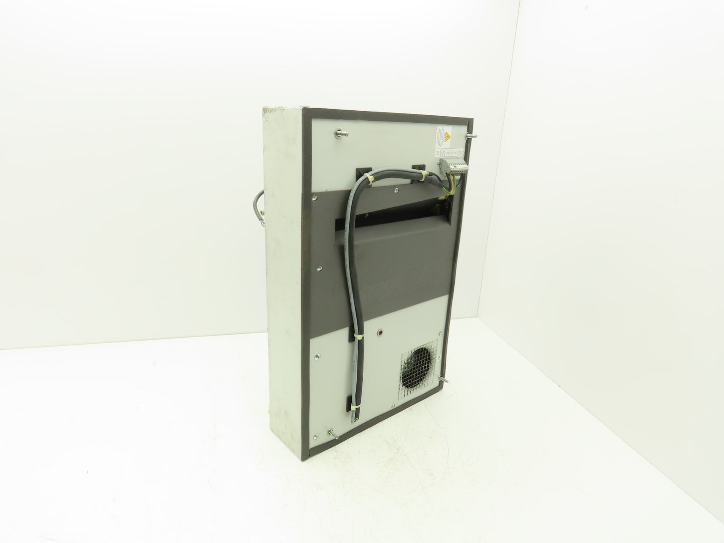 Rittal SK 3302310 Enclosure Cooling Unit 115VAC 4A 1296 BTU Wall Mounted*READ