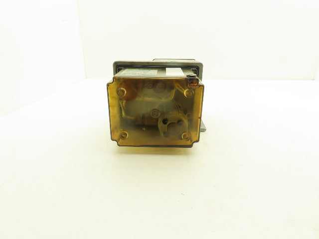 Showa LCB 4 Lubrication Oil Pump Machine Oiler 6L Tank 0.1 L/Min 200V