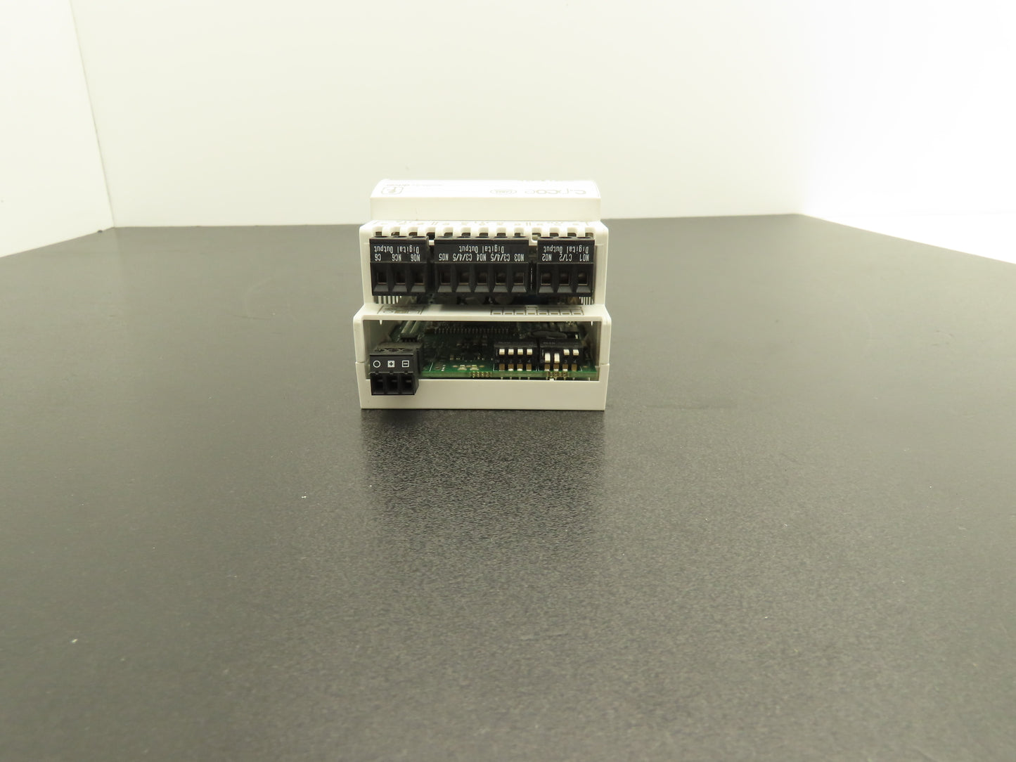 Carel P+E000000D000 Programmable Controller PLC Input Output Rev 1.316
