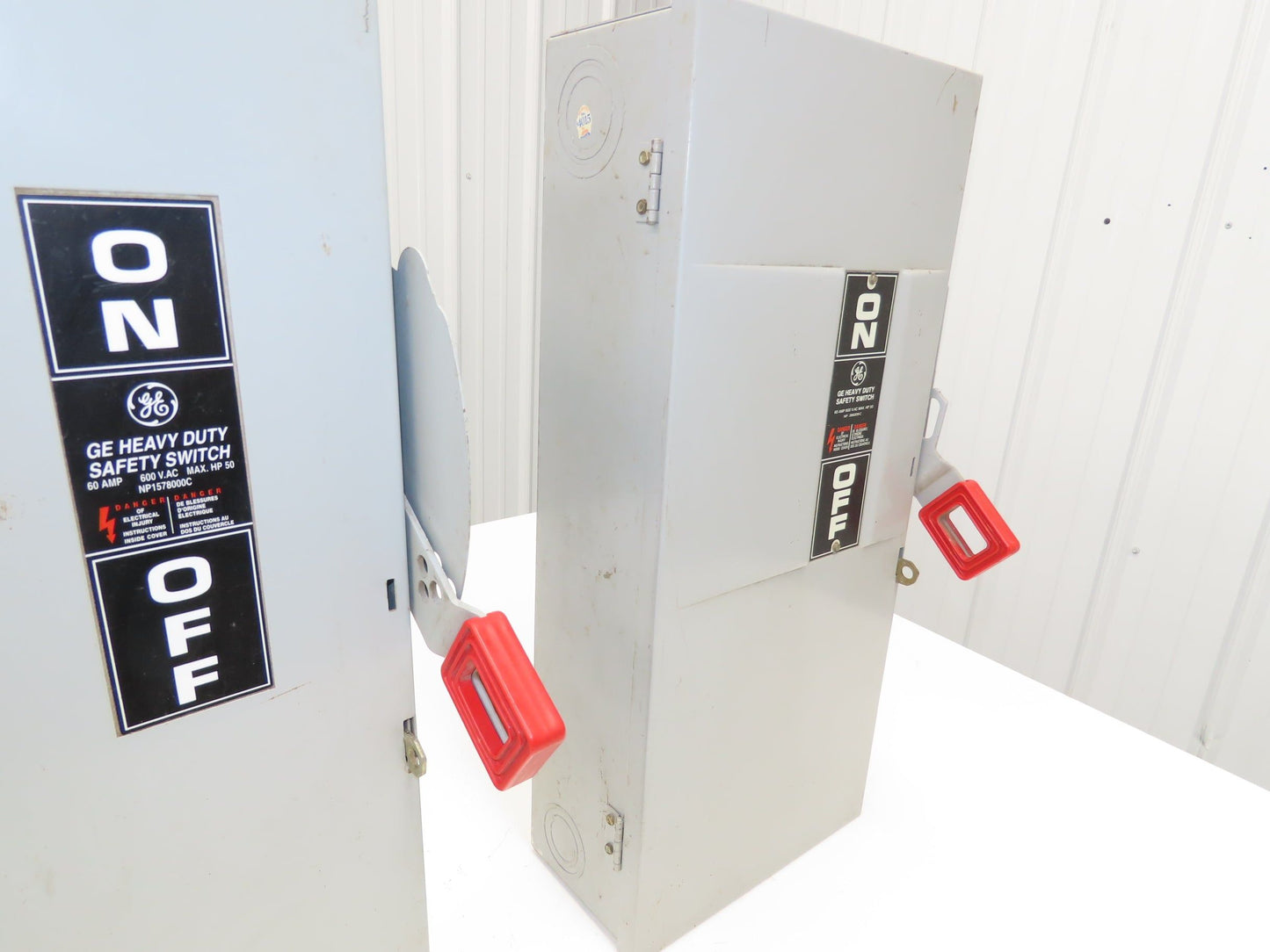 General Electric TH3362 GE Safety Disconnect Switch Fused 60A 600VAC Lot of 2