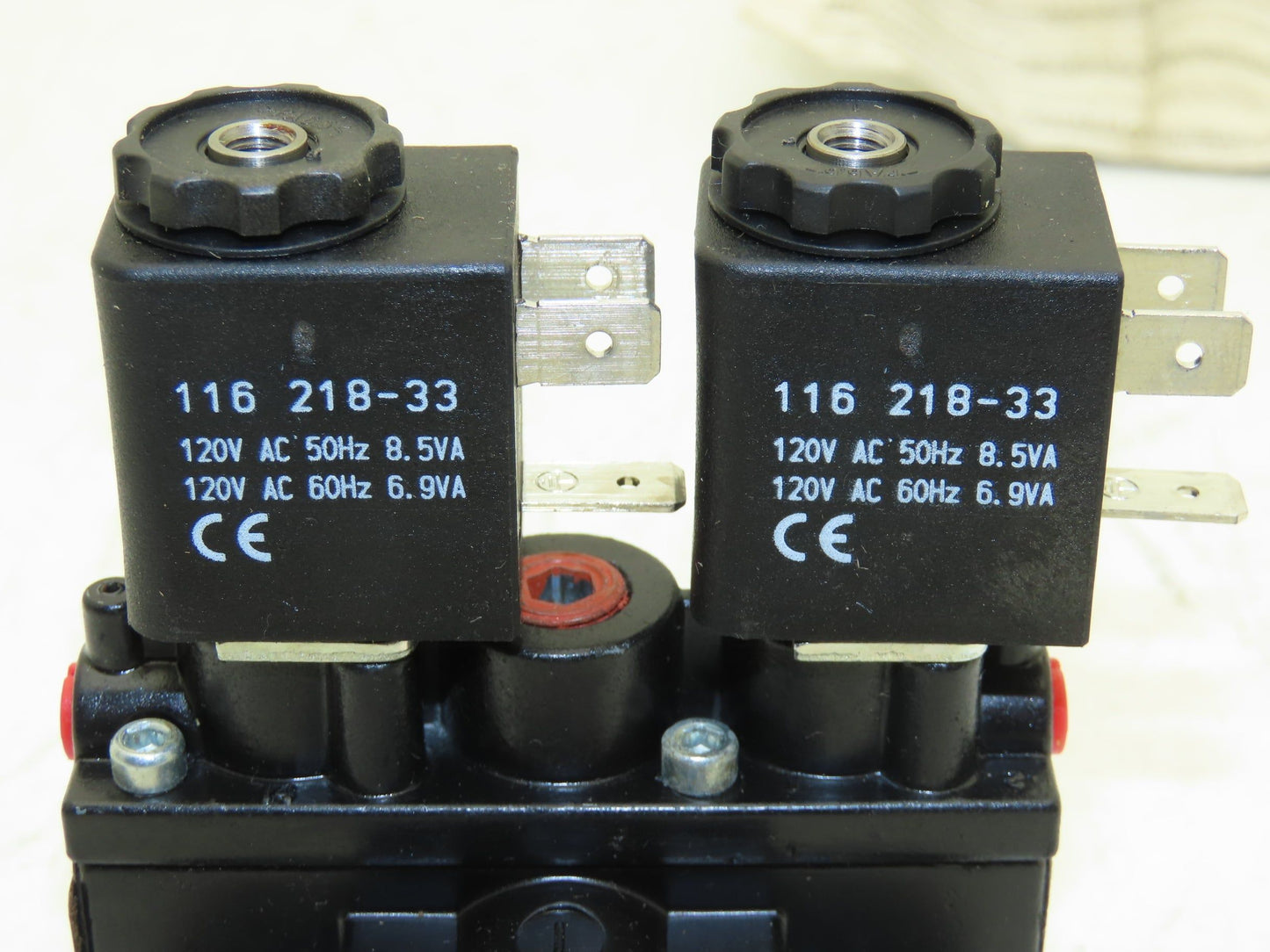 Aro Fluid Power A713SD-120A Pneumatic Solenoid Valve 150psi 3-Pos 4-Way 120V