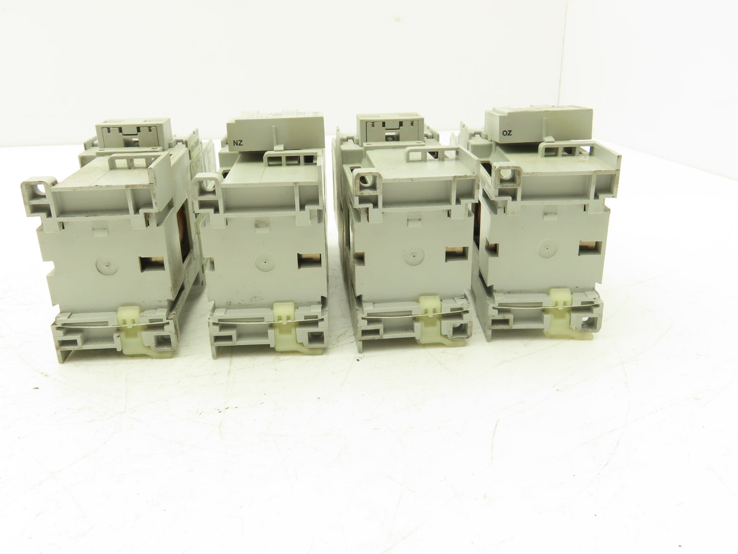 Allen Bradley 100-C09D*400 Motor Starter Contactor 7.5Hp 600V Assembly Lot of 4