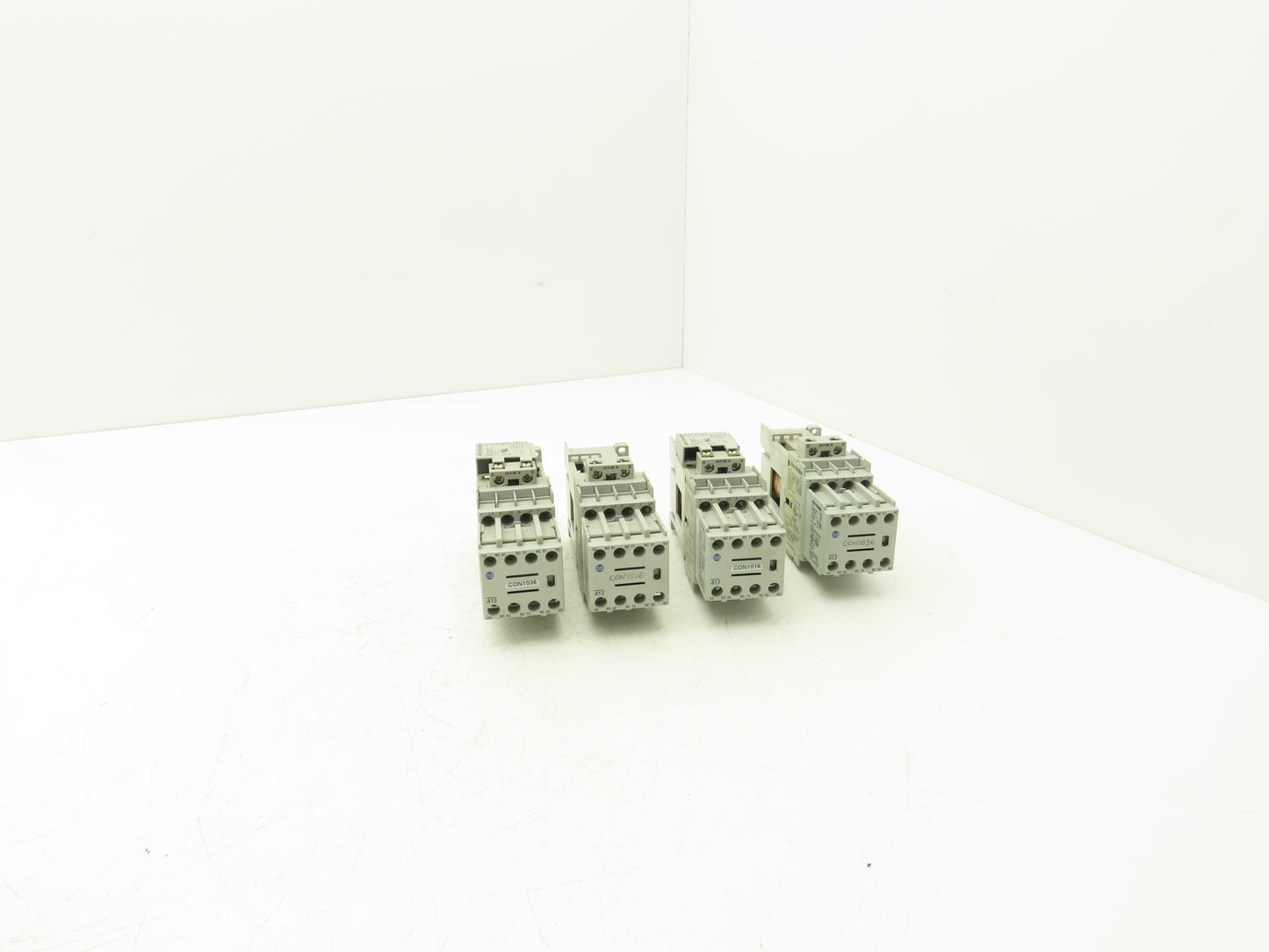 Allen Bradley 100-C09D*400 Motor Starter Contactor 7.5Hp 600V Assembly Lot of 4