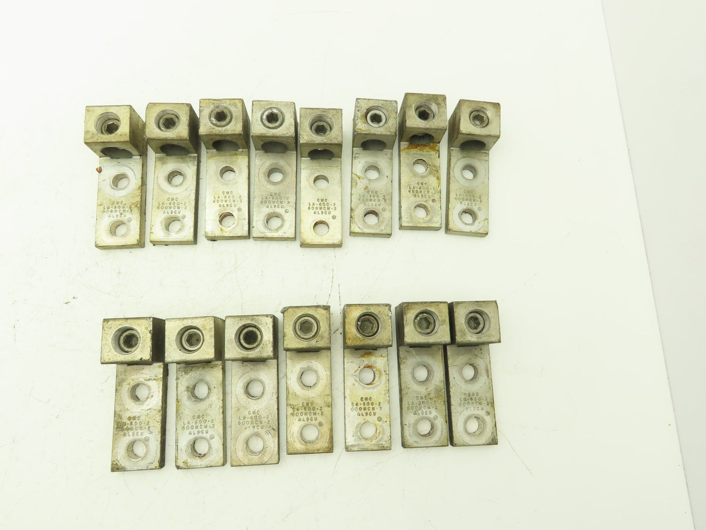 CMC LA-600-2 Lug Mechanical Wire Connector AL9CU 2AWG-600MCM Lot of 15