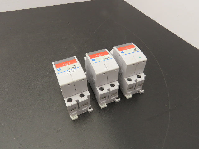 Fuji Electric CP30FM-2P002 Circuit Breakers 250VAC 2A 2-Pole Lot of 3