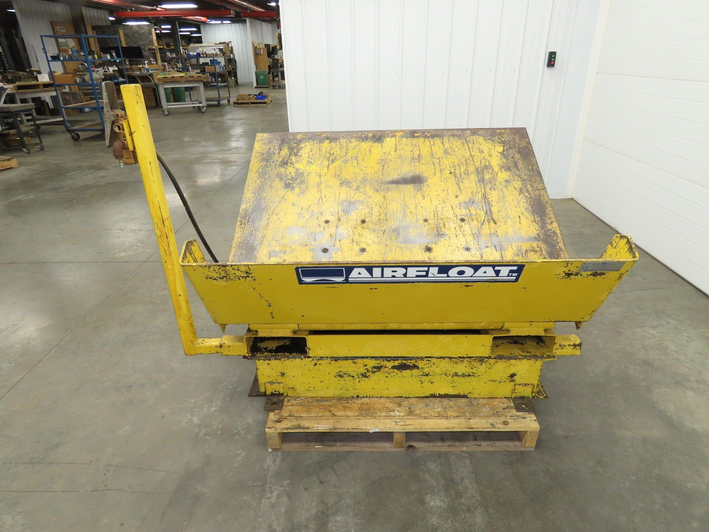 Airfloat Pneumatic Tilt Table Tote Tipper 8000lbs 28° Degree 55x44" Top 14" Lip