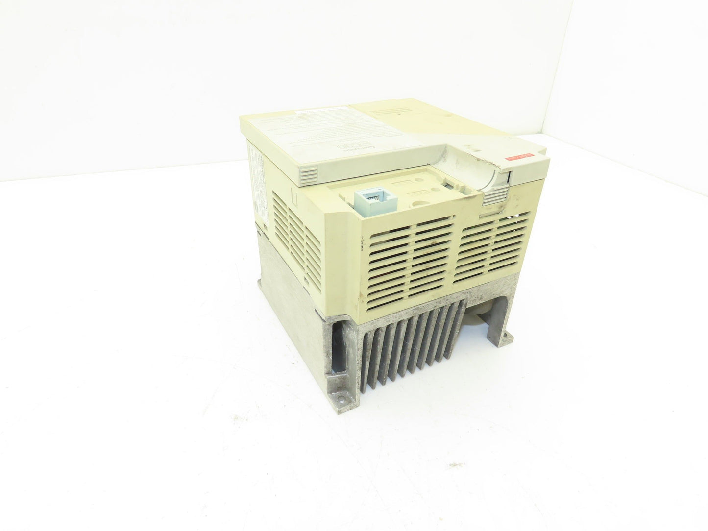 Mitsubishi FR-E540-2.2K-NA AC Motor Drive E500 VFD 3HP 2.2KW 480VAC 3Ph