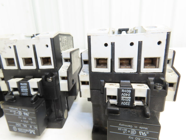 Moeller DIL1AM 3-Pole IEC Contactor 55A 220/240V Coil 25Hp 460V 3PH Lot of 4