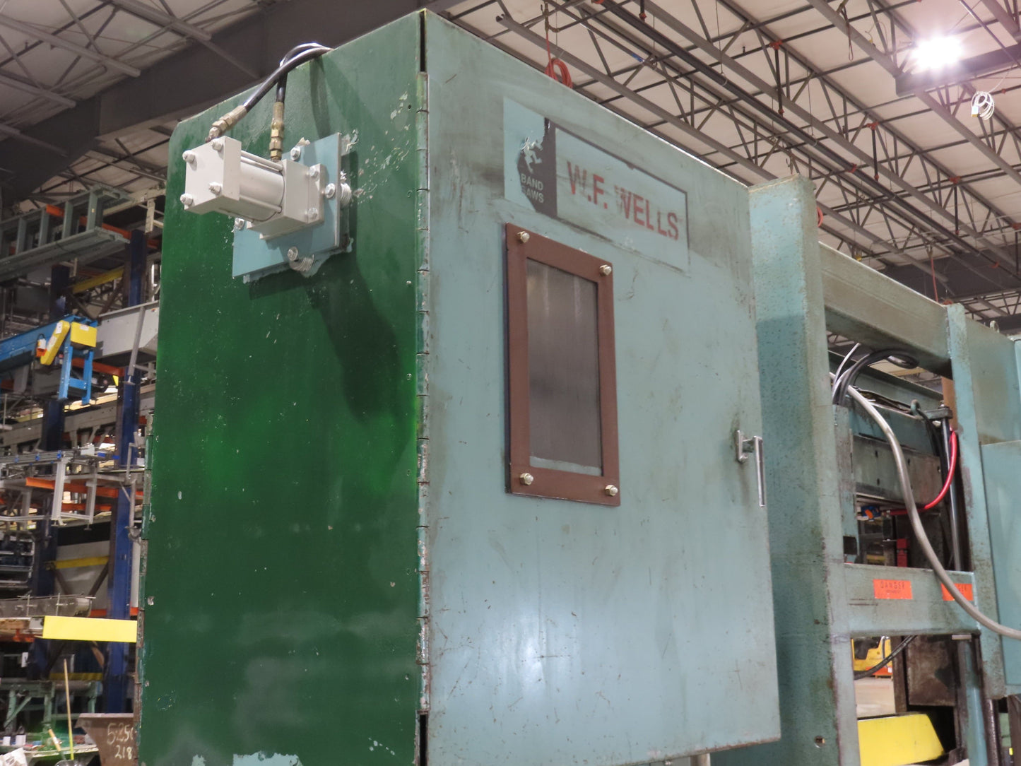 WF Wells B-52-2 Horizontal Steel Bandsaw 22"x 40" Twin Post 10HP 3PH 460V