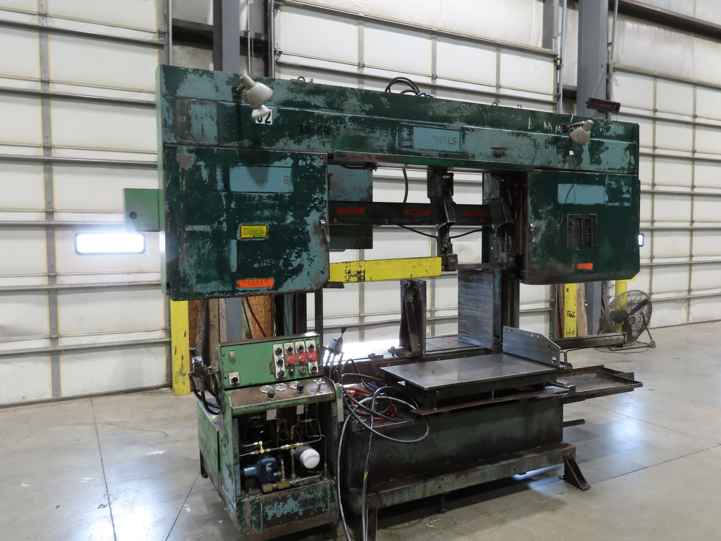 WF Wells B-52-2 Horizontal Steel Bandsaw 22"x 40" Twin Post 10HP 3PH 460V