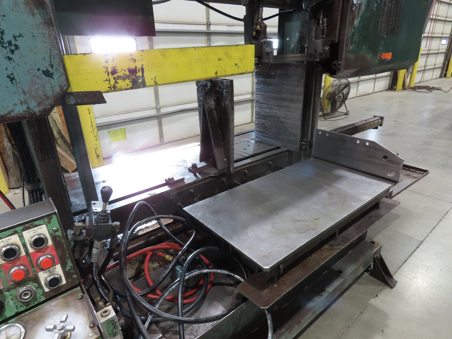WF Wells B-52-2 Horizontal Steel Bandsaw 22"x 40" Twin Post 10HP 3PH 460V