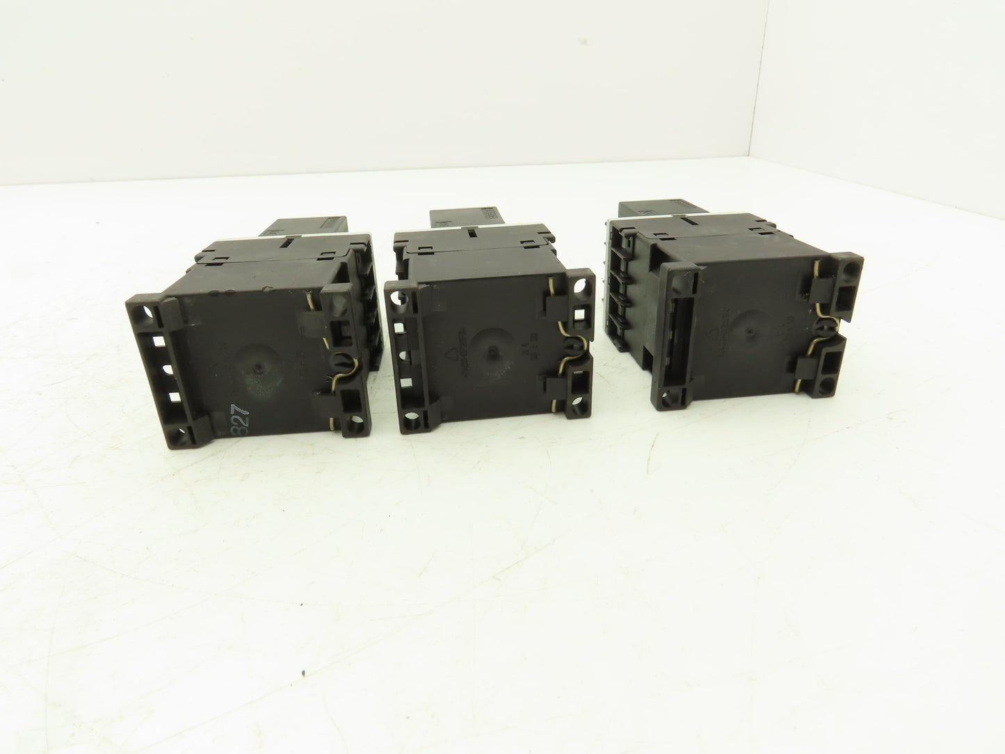 Siemens 3RT1015-1BB41 Motor Starter Contactor 24V Coil 5Hp 600V Lot of 3