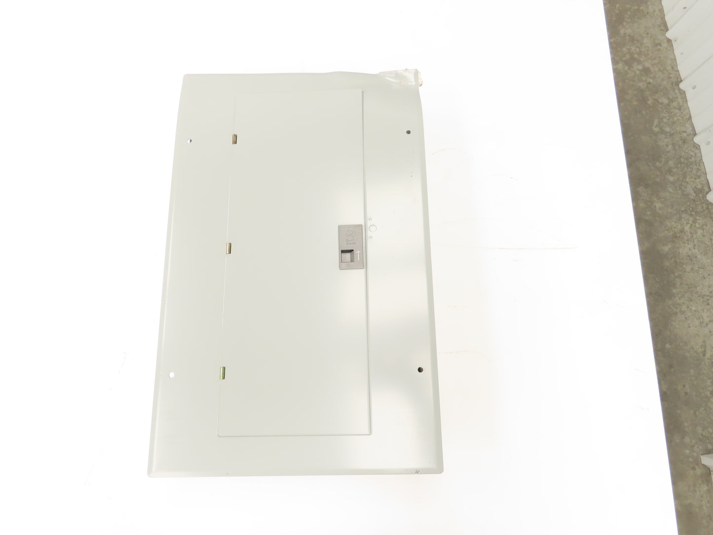 GE TM-2010 PowerMark Gold 100Amp Load Center 20 Circuit Indoor Main Breaker