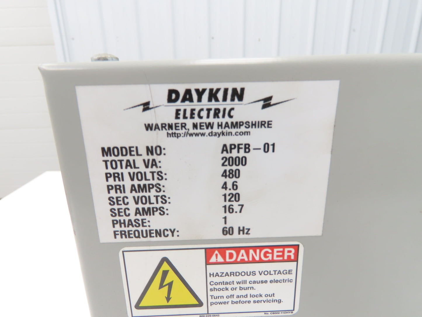 Daykin APFB-01 Stepdown Transformer Disconnect 2kva 1Ph HV 480V LV 120V