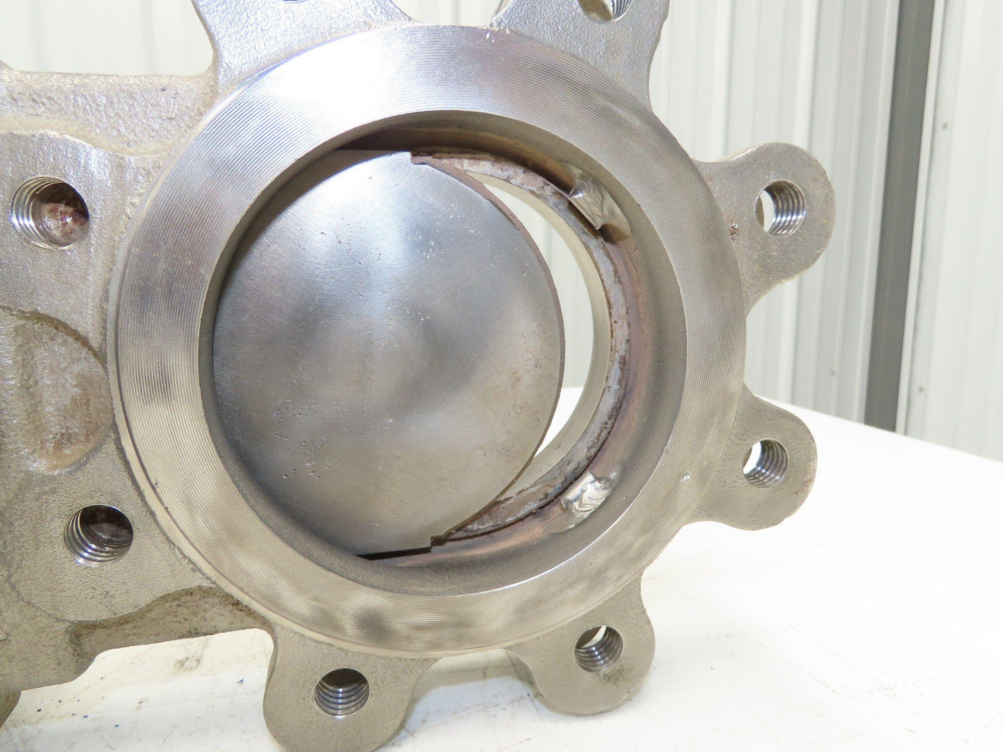 DeZurik 827 4" Stainless Lug Knife Gate Valve Rising Stem Metal Seat 316SS