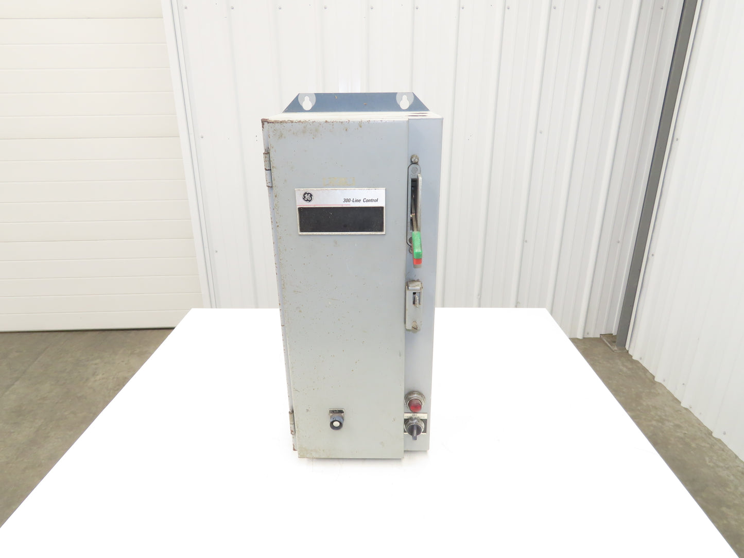 General Electric NP-161815-1 Combination Motor Starter Fused Size 0 30 Amp 600v