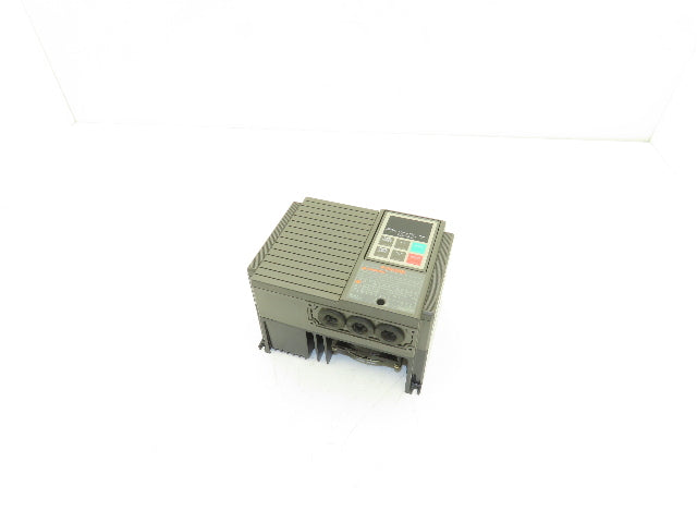 Fuji Electric FVR2.2E9S-2 VFD AC Drive 2.2kW 11A 400Hz Out 17.3A In 200-230V
