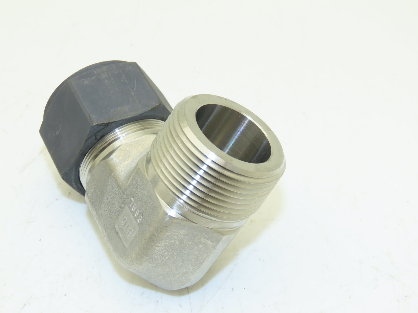 Parker 20-20 CBZ-SS Stainless Compression 90° Elbow 1-1/4" Tube x 1-1/4" NPT