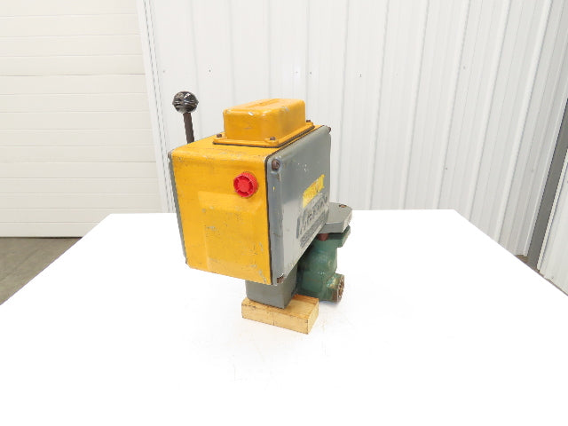 Maxon 1" 760 2 Gas Shut-Off Valve 1"NPT 600psi 120V