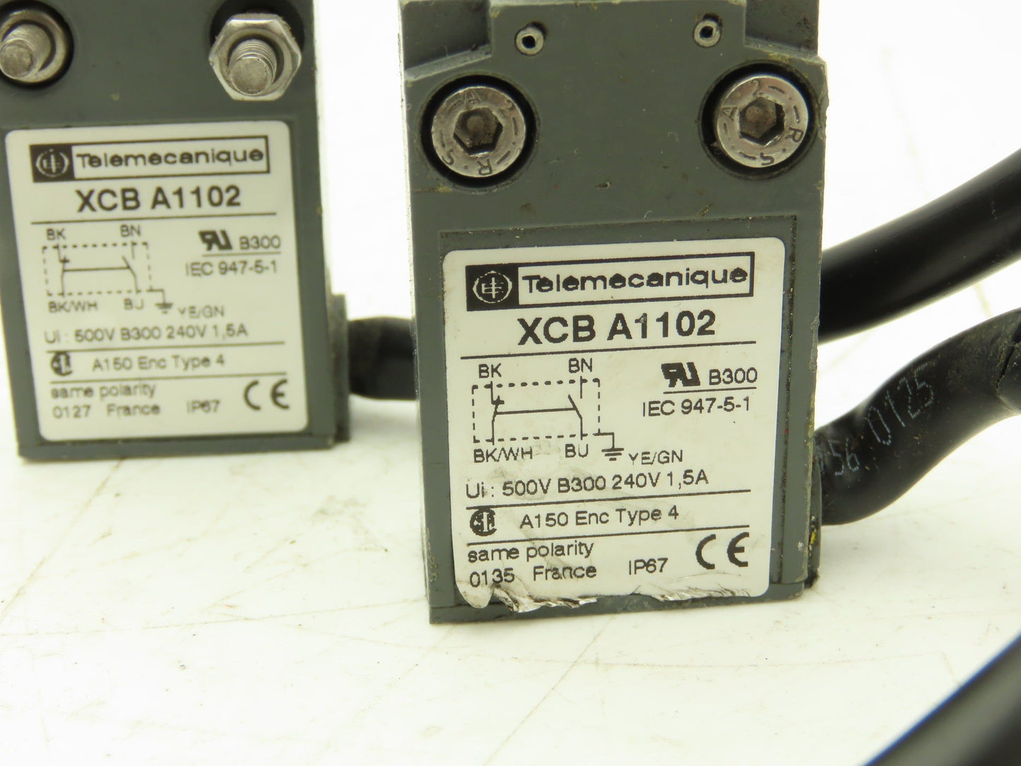 Telemecanique XCB A1102 Plunger Limit Switch 1.5A Lot of 2