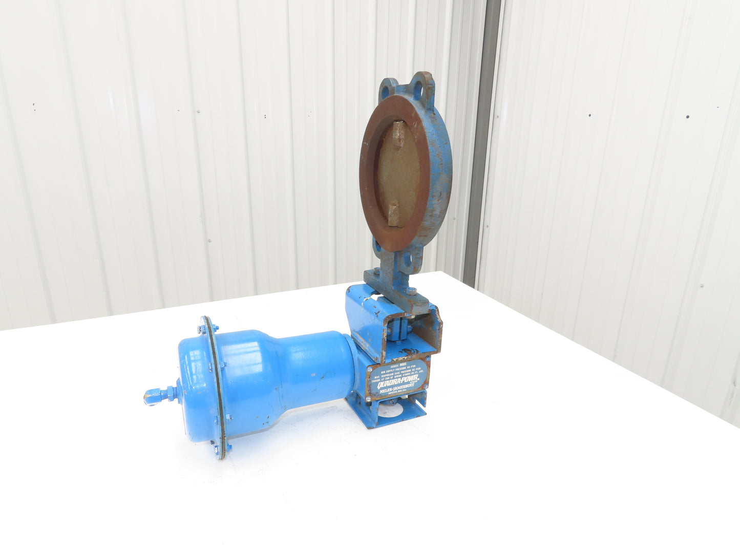 Neles-Jamesbury B60S Quadra-Powr Pneumatic Actuator + 6" Wafer Butterfly Valve