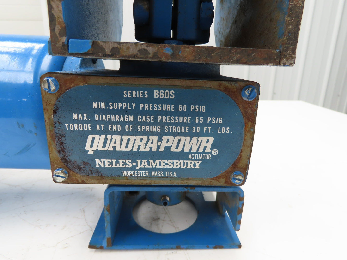 Neles-Jamesbury B60S Quadra-Powr Pneumatic Actuator + 6" Wafer Butterfly Valve