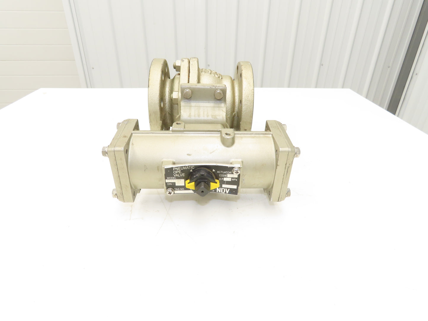 NDV Nippon E100N DN80 3" Flanged 2-Way Ball Valve & Pneumatic Actuator EPN1101N
