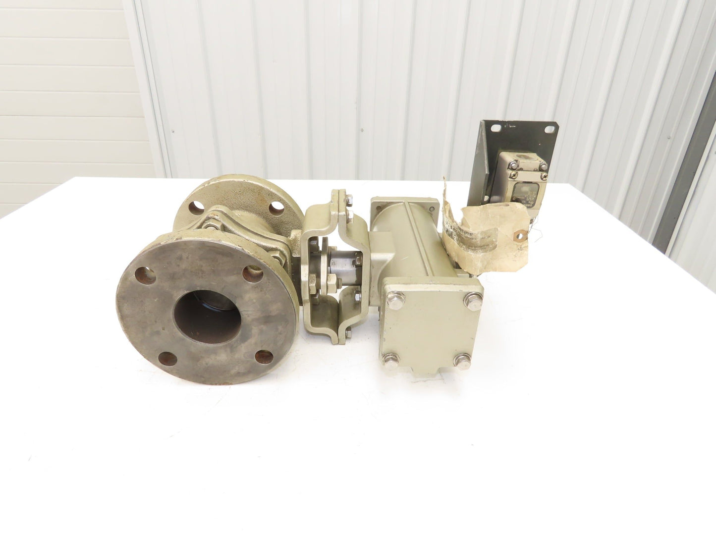 NDV Nippon E100N DN65 2.5" Flanged 2-Way Ball Valve Pneumatic Actuator EPN1101N