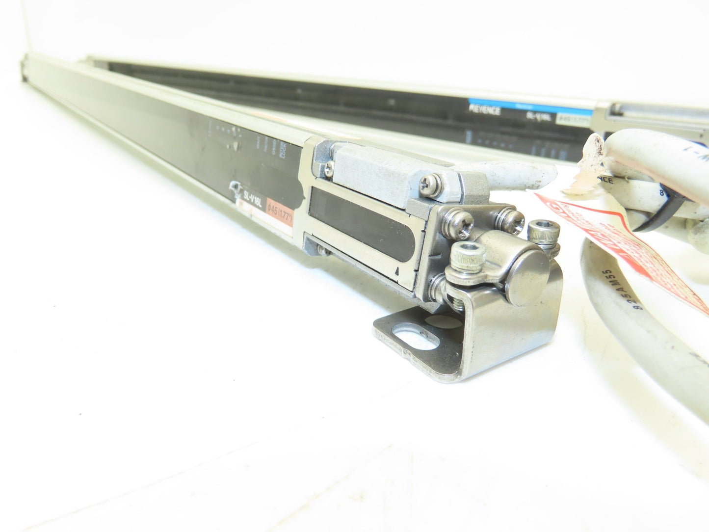 Keyence SL-V16L Light Curtain Transmitter Receiver Set 600mm 24VDC