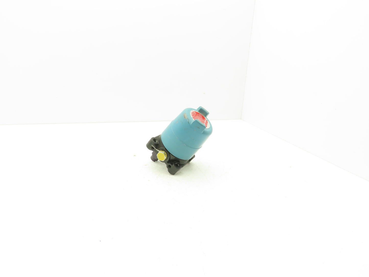 Micro Switch 24CX200 0851 Limit Snap Switch 250V Explosion Proof Haz Loc XP