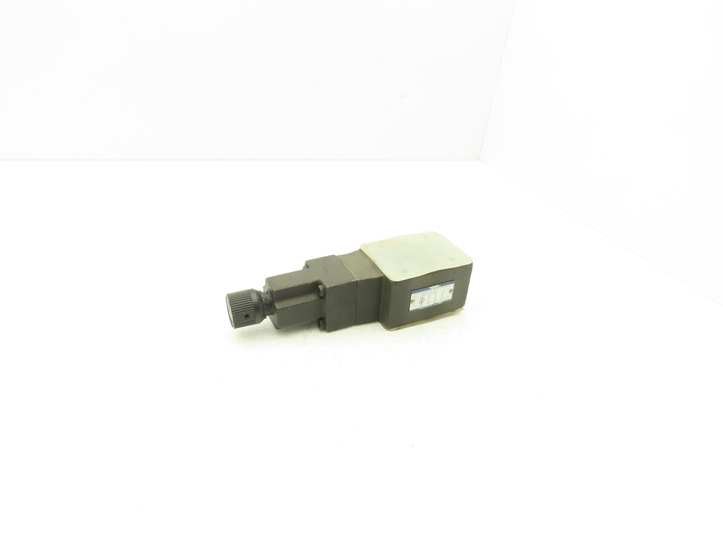 Yuken Kogyo MFP-03-11 Flow Control Valve 16MPa 50L/Min