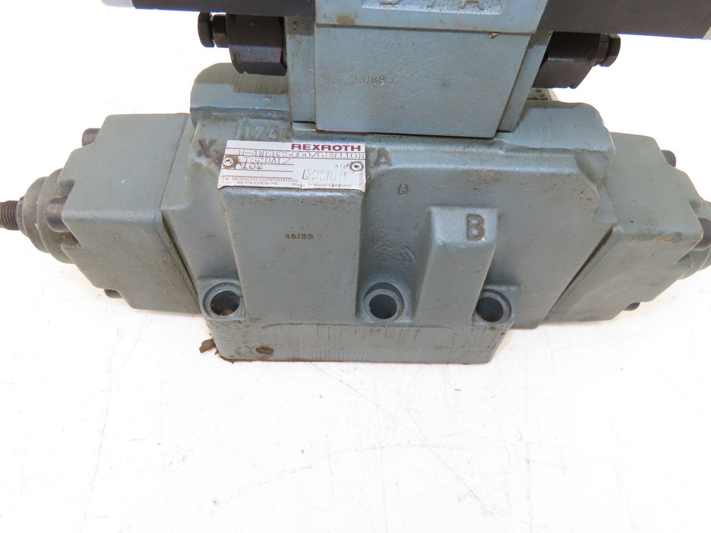 Rexroth H-4WEH25Q60/6BW110NTS2DAL Hydraulic Directional Solenoid Valve Assy 110V