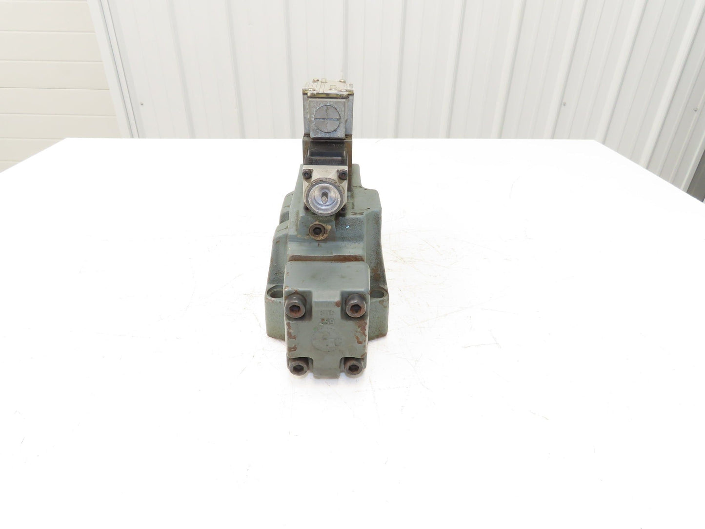 Rexroth 4WE6D52/AW12060NDALV Hydraulic Directional Solenoid Valve Assy 110V