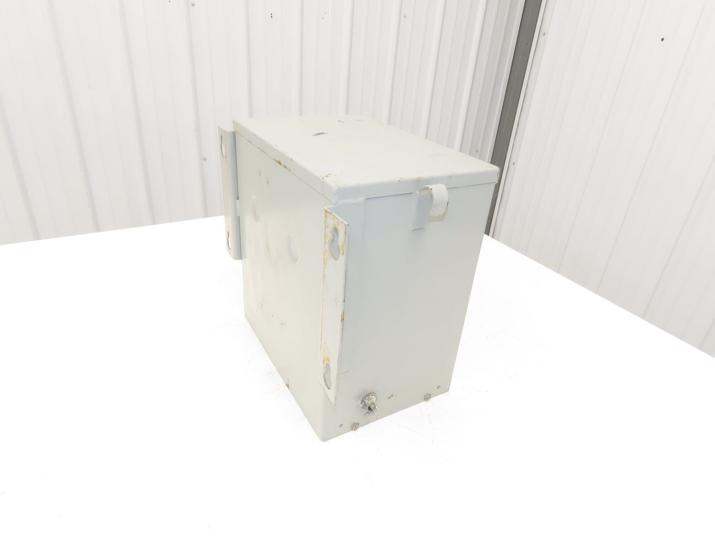 Sola Hevi-Duty HT5F3AS Step-Down Transformer 3Kva 480V Delta 3PH - 240D/120CT