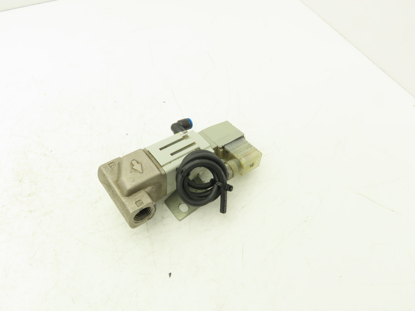 SMC SGC221B-1015Y-5DZ-B1-X2 Coolant Valve 3/8" NPT