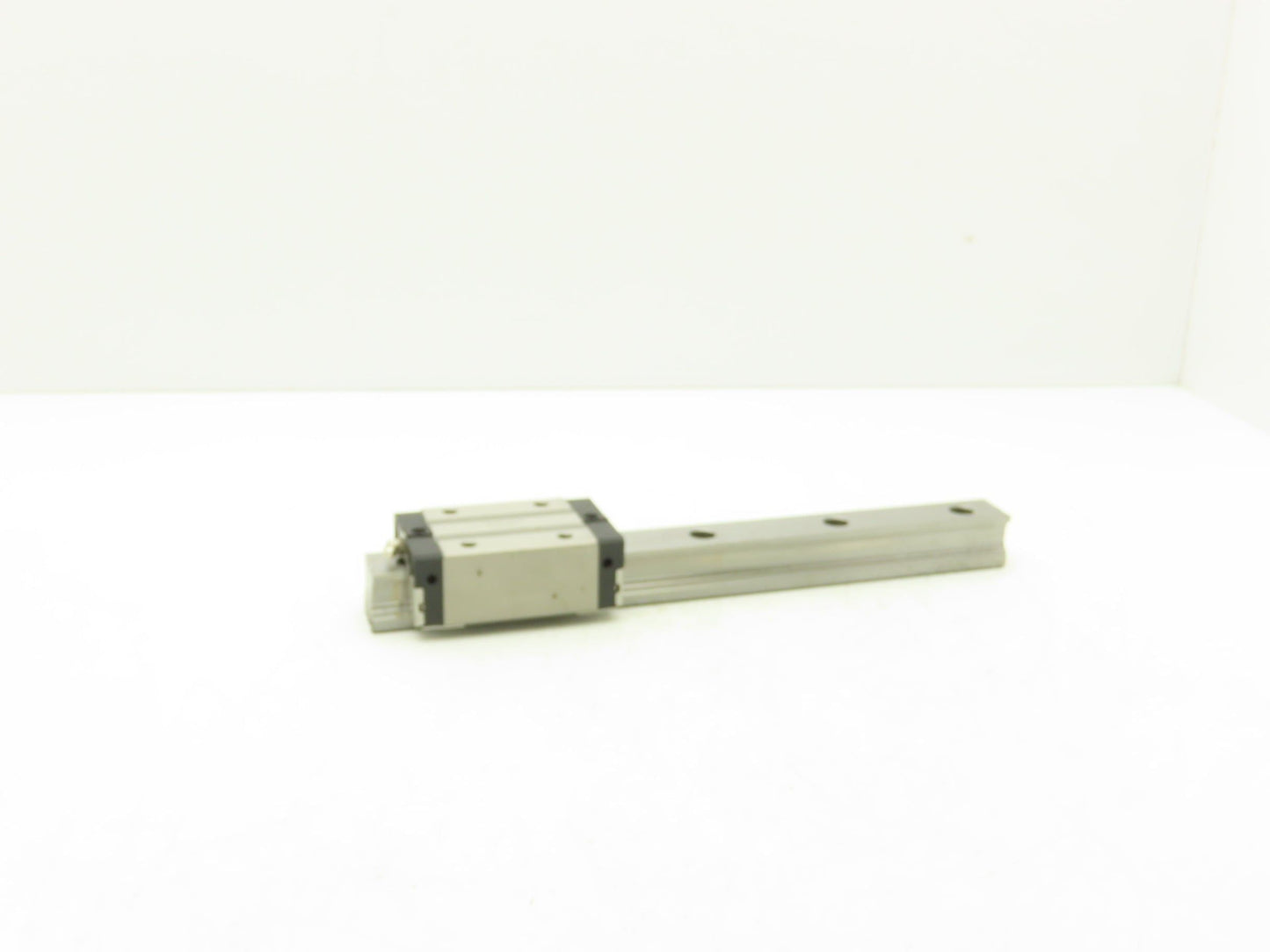 CPC ARC 35 MN SZ V0 Linear Bearing 70mm x 110mm x 48mm Guide Rail 35mm x 14.5"