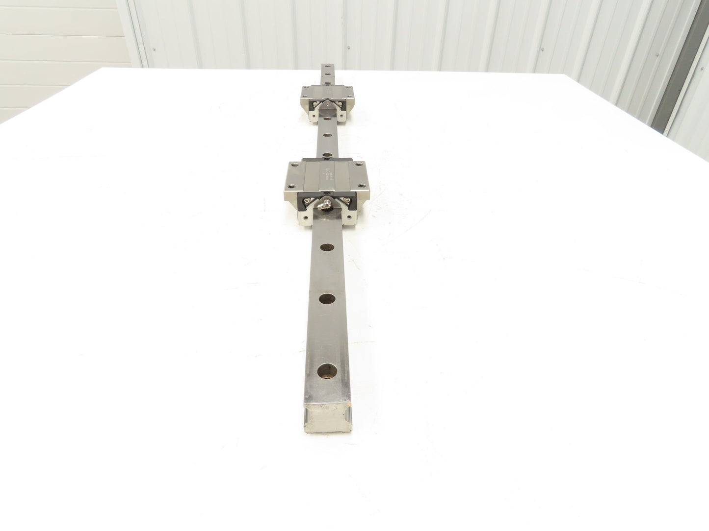 CPC HRC 35 FN Z-B Linear Bearing 70mm x 110mm x 48mm Guide Rail 35mm x 40"