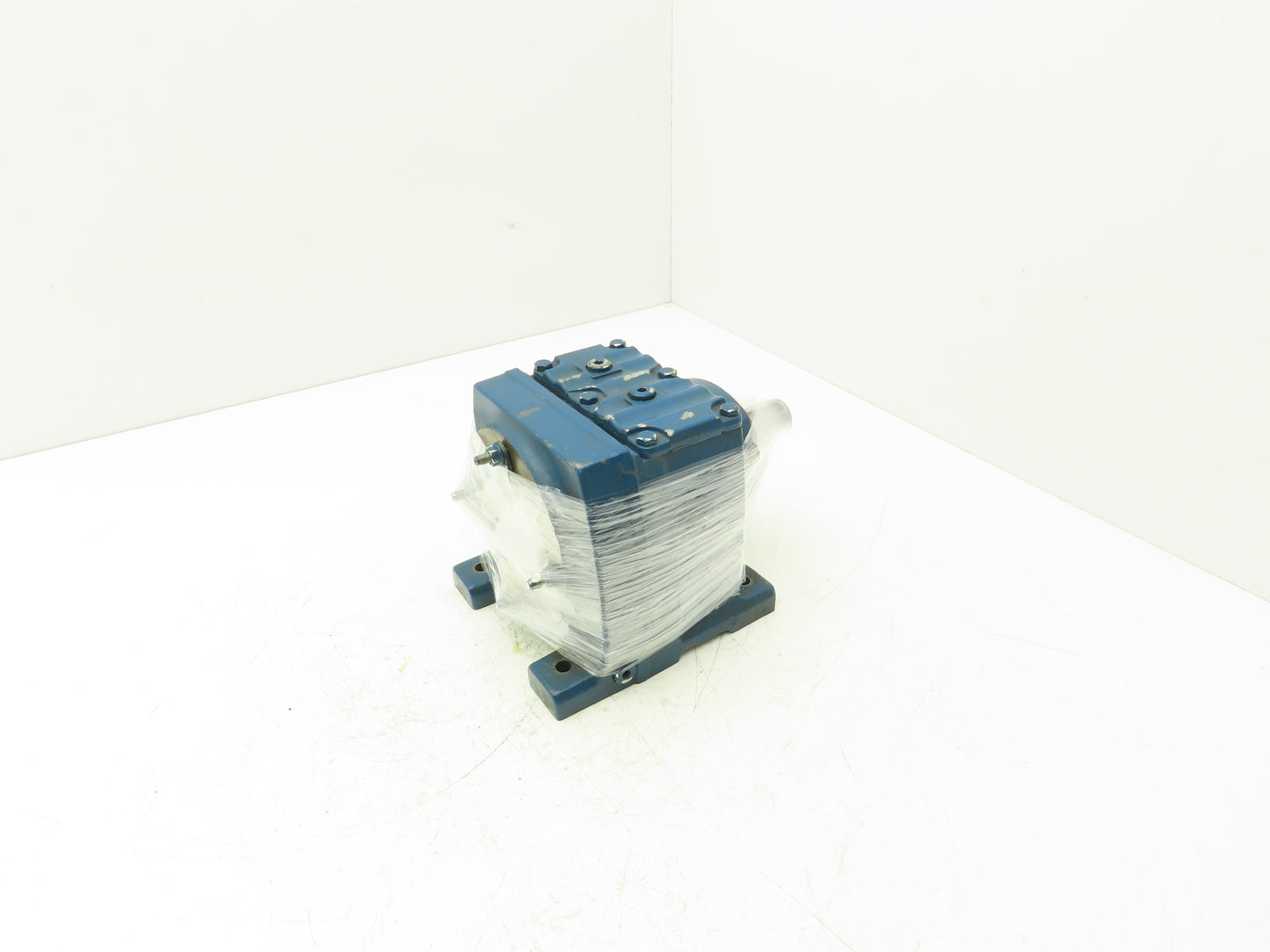 Sew-Eurodrive R57 DRS71S4/IS Gearbox for Gearmotor 132.40 Inline Reducer 12.8rpm